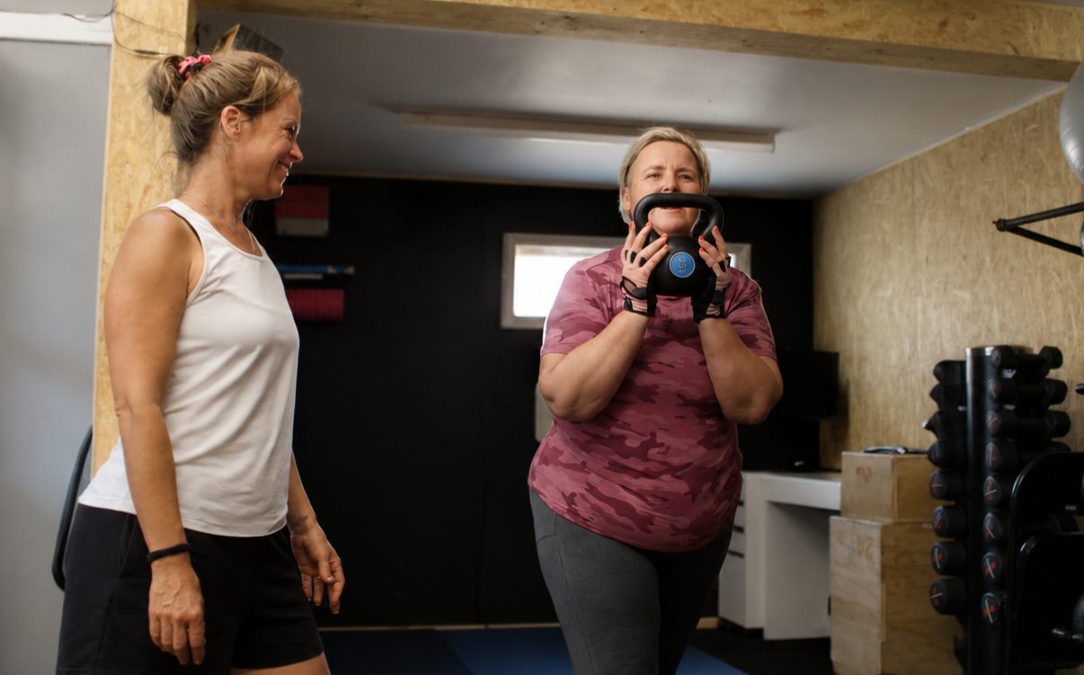 A relaxed moment with kettlebells in the Eternal Fitness studio